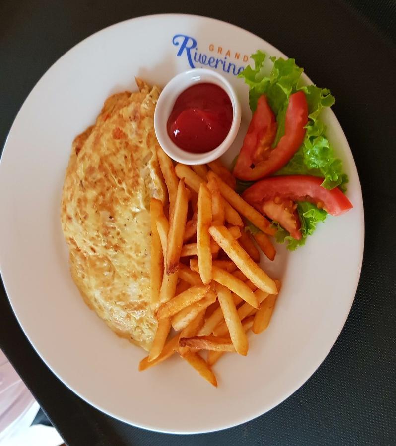 Grand Riverine Bed and Breakfast Kotugoda Buitenkant foto